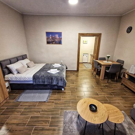 Dorce Apartmani Horgos Eksteriør billede
